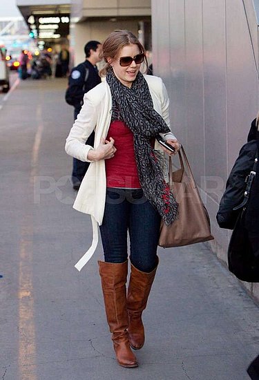 Pictures of Amy Adams Leaving LAX and Touching Down in London
