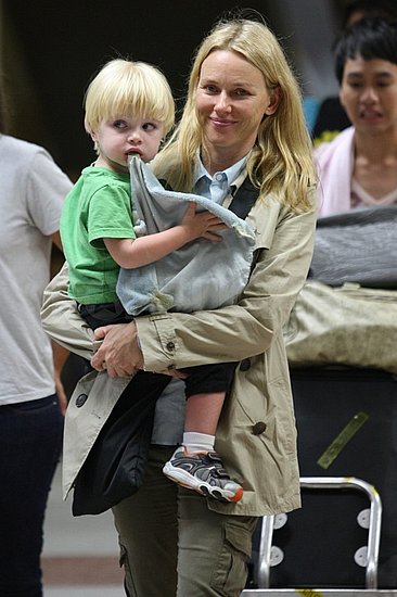 Pictures of Naomi Watts and Samuel Schreiber Leaving Thailand
