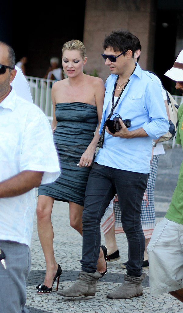 Kate Moss and Jamie Hince Set Off For a Tour of Rio Kate Moss and Jamie Hince Set Off For a Tour of Rio