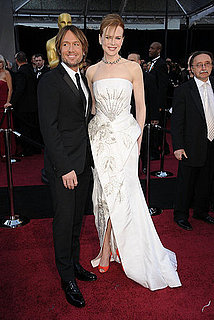 Pictures of Nicole Kidman on the Red Carpet at the 2011 Oscars 2011-02-27 16:46:31