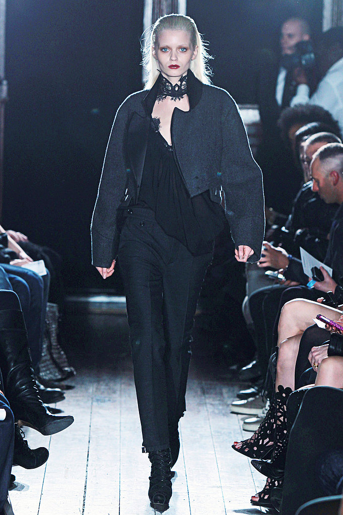 Fall 2011 London Fashion Week: Julien Macdonald Fall 2011 London Fashion Week: Julien Macdonald