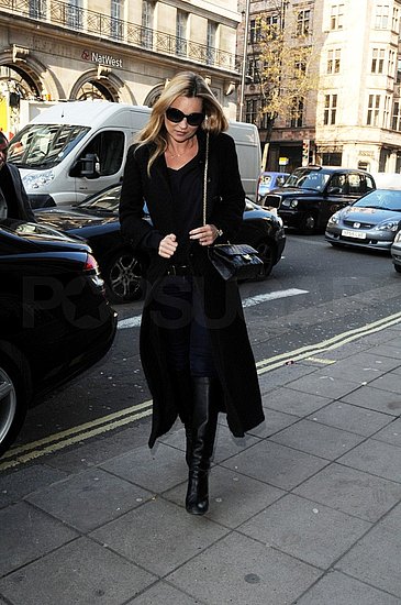 Kate Moss Has a Calm Lunch Despite Her Always Colorful Life Kate Moss Has a Calm Lunch Despite Her Always Colorful Life