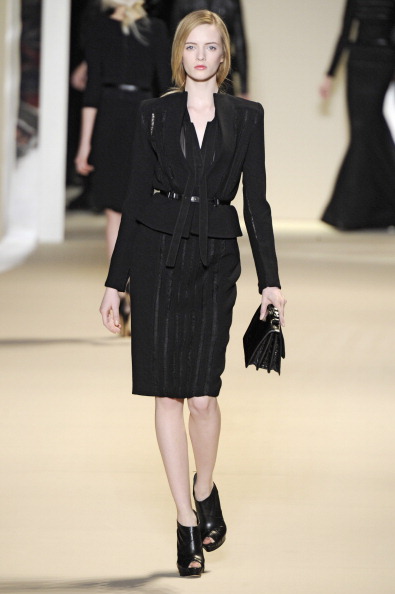 Fall 2011 Paris Fashion Week: Elie Saab 2011-03-09 15:31:40 Fall 2011 Paris Fashion Week: Elie Saab 2011-03-09 15:31:40