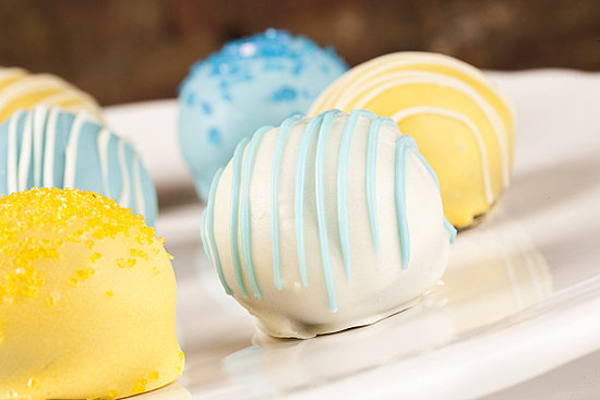 Twelve Oaks Bakery: Cake Bites and Other Mini Desserts Provide Delicious Sugar High