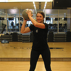 How to Do a Medicine Ball Woodchopper