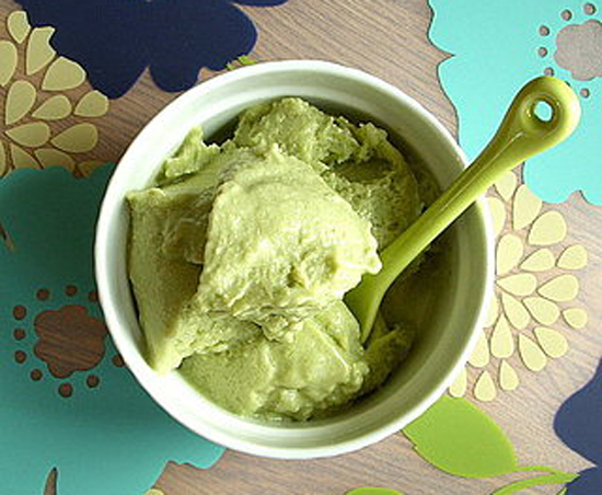 Vegan Avocado Frozen Yogurt Vegan Avocado Frozen Yogurt