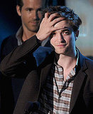 Robert Pattinson at MTV Movie Awards with Kris, Taylor & Cast HQ Pics
