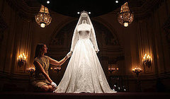 Kate Middleton Buckingham Palace Wedding Dress Display [Pictures]