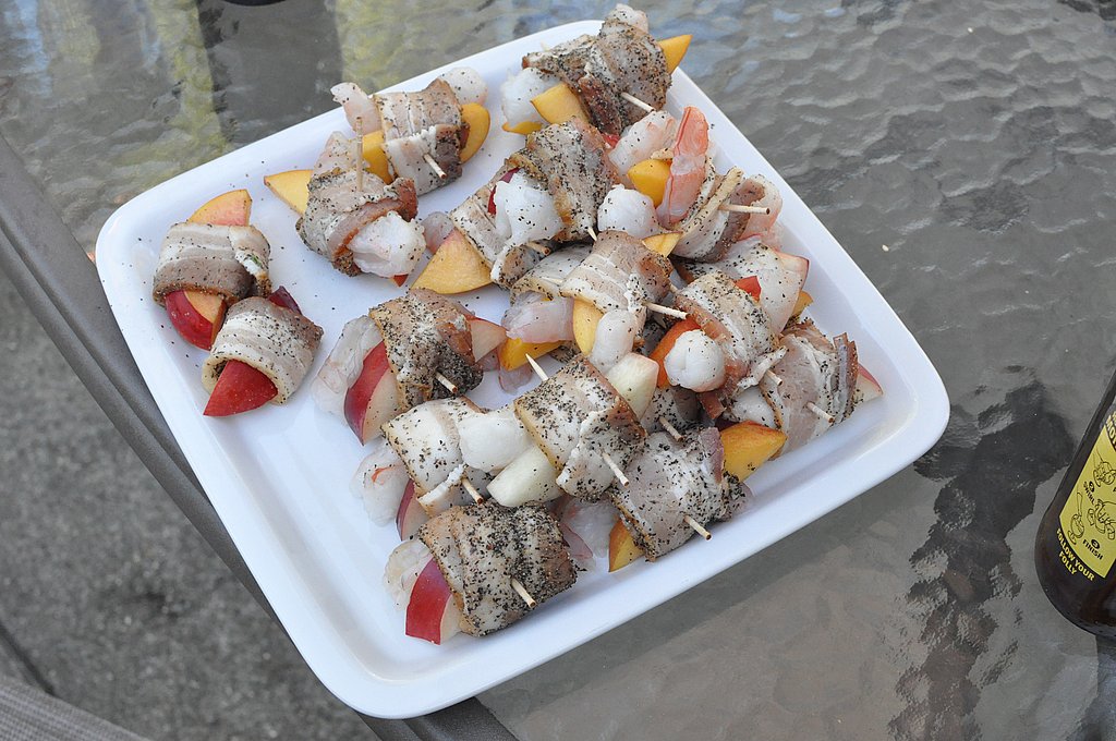 Shrimp and Nectarine Wrapped in Bacon Shrimp and Nectarine Wrapped in Bacon