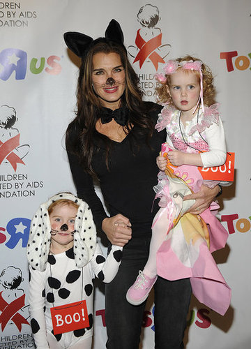 Brooke Shields and Daughters Rowan and Grier Henchy Brooke Shields and Daughters Rowan and Grier Henchy