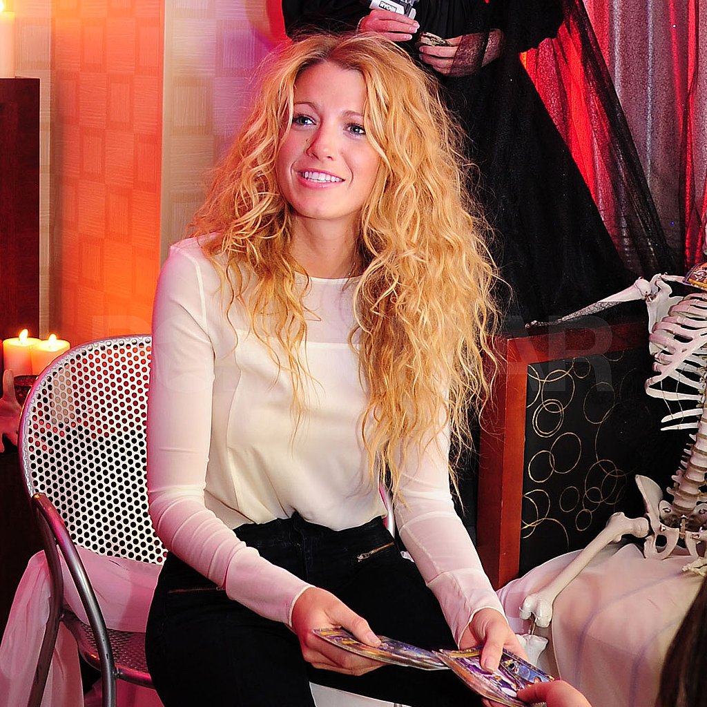 Blake's hair was curly for her latest Big Apple outing. Blake's hair was curly for her latest Big Apple outing.