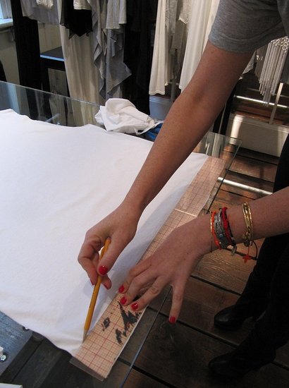 Make Your Own Mummy DIY Halloween Costume