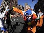 High Fiving the Runners