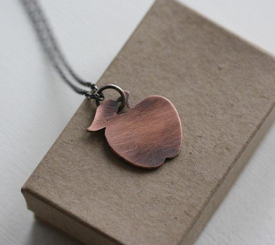 Little Apple Necklace Little Apple Necklace