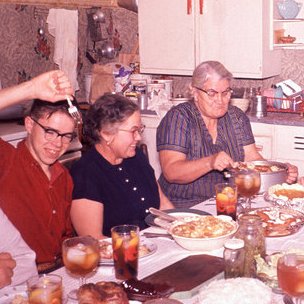 Tips For Surviving Holiday Family Overload