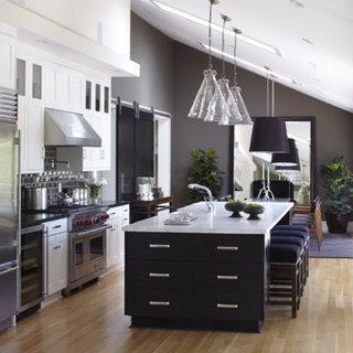 Best Kitchens of 2011 Plus Holiday Centerpieces