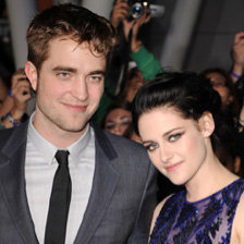 Kristen Stewart vs. Natalie Portman Biggest Headlines 2011 Kristen Stewart vs. Natalie Portman Biggest Headlines 2011