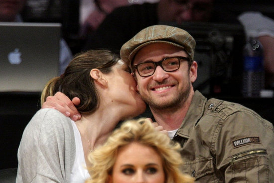 Jessica Biel and Justin Timberlake kissed at a May 2009 Lakers game.
Jessica Biel and Justin Timberlake kissed at a May 2009 Lakers game.