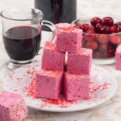 Cassis-Cherry Marshmallows, a New Flavor for a New Year