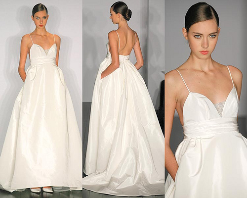 Nothing is more beautiful and elegant like a Wang's bridal gown