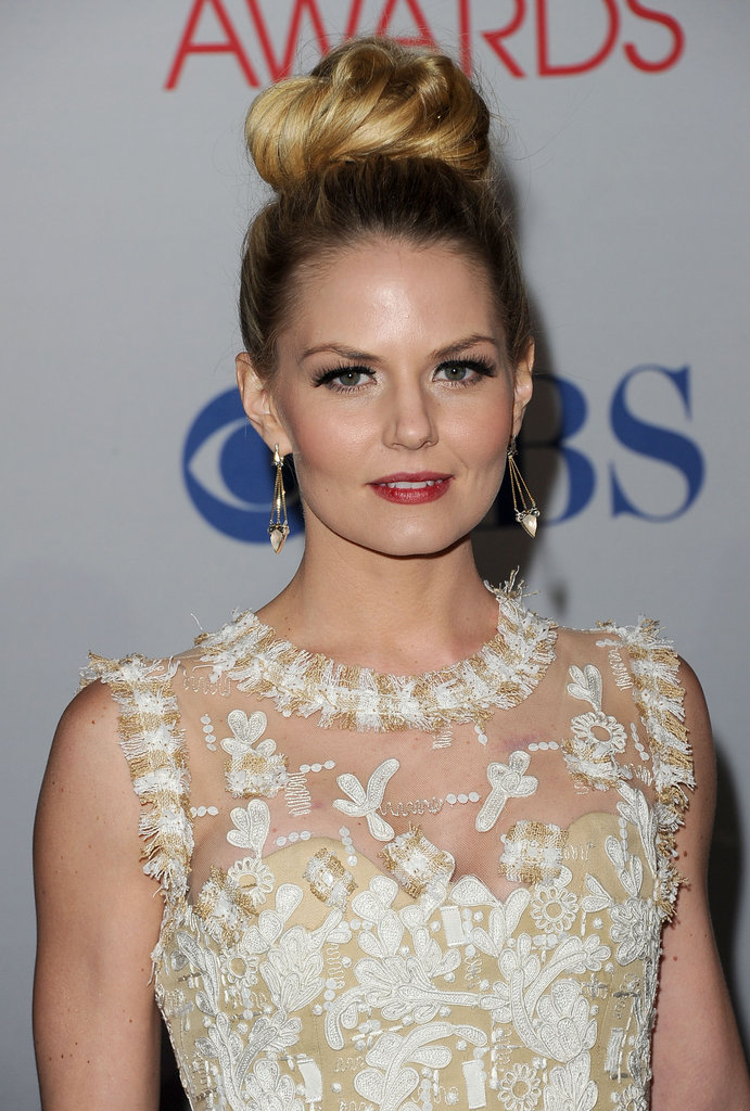 Jennifer Morrison wore a pretty white dress.
Jennifer Morrison wore a pretty white dress.