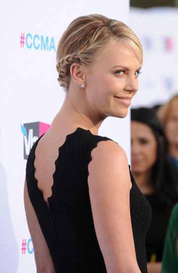 Charlize Theron was in black at the Critics' Choice Movie Awards.
Charlize Theron was in black at the Critics' Choice Movie Awards.