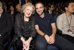 More cute pics from last night's PCAs