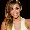 Miley Cyrus Looks Sophisticated at the 2012 People's Choice Awards