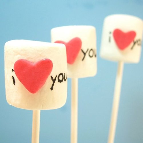 Valentine's Day Marshmallow Pops Valentine's Day Marshmallow Pops