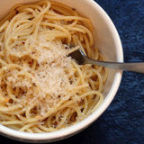 Spaghetti With Garlic, Olive Oil, and Chili Flakes Recipe
