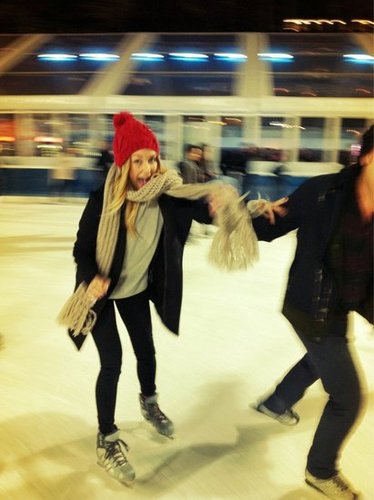 Lauren Conrad hit the ice with friends.
Source: Twitter user laurenconrad
Lauren Conrad hit the ice with friends.
Source: Twitter user laurenconrad