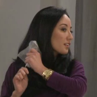 How to Remove Static From Hair