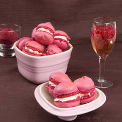 Valentine's Day Champagne Macarons