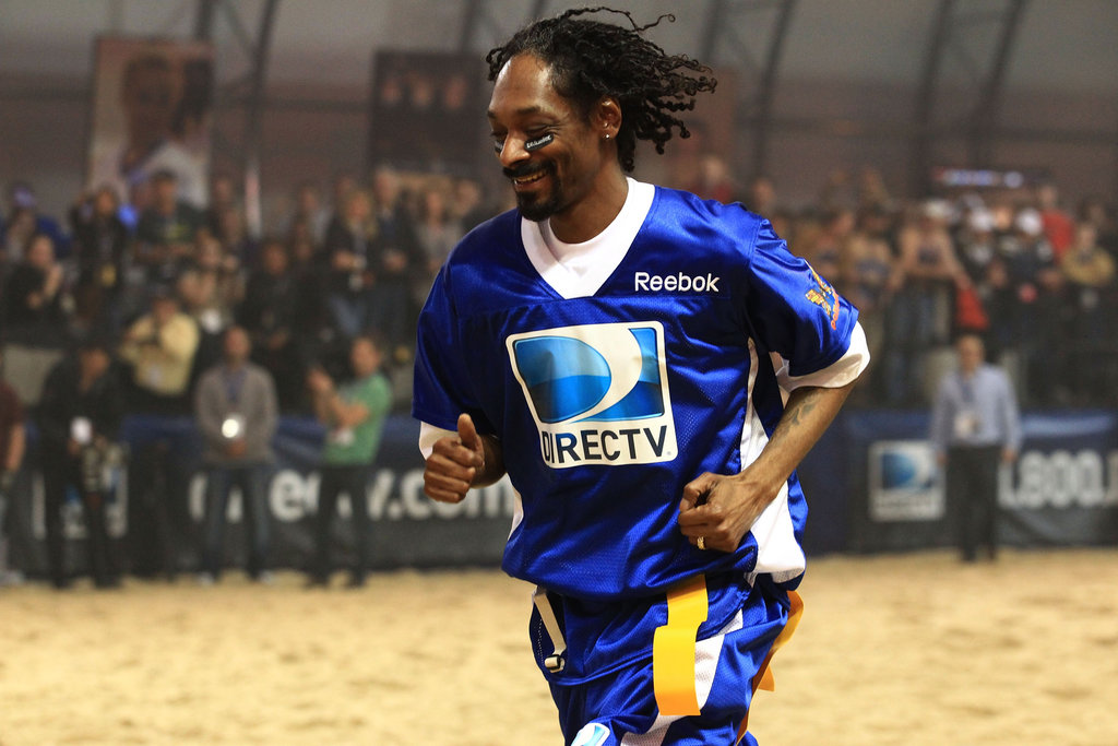 Snoop Dogg jogged it off during the celebrity football game in 2012.
Snoop Dogg jogged it off during the celebrity football game in 2012.