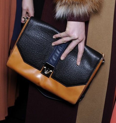 BCBG Max Azria
BCBG Max Azria