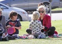 Gwen Stefani Park Pictures With Zuma and Kingston Gwen Stefani Park Pictures With Zuma and Kingston