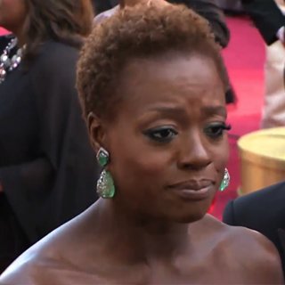 Viola Davis Talking About Her Hair at the Oscars Video