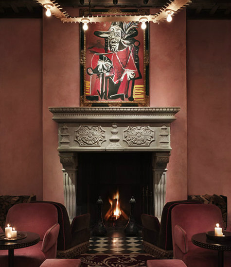 This room embodies the perfect juxtaposition of romantic accents and modern art.
Photo courtesy of Gramercy Park Hotel
This room embodies the perfect juxtaposition of romantic accents and modern art.
Photo courtesy of Gramercy Park Hotel