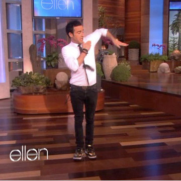 Justin Theroux Break Dancing Video