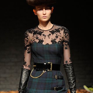London Fashion Week Trend Report: Belts