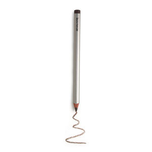 An Eyebrow Pencil Is a Must-Have An Eyebrow Pencil Is a Must-Have