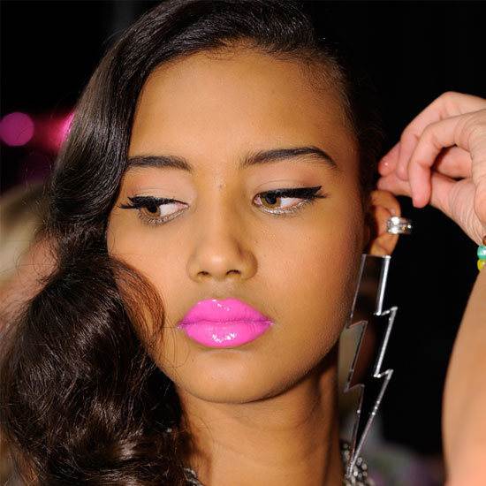 '60s-Inspired Cat-Eyes '60s-Inspired Cat-Eyes