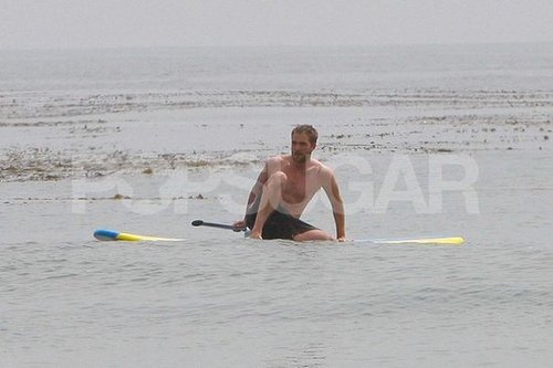 Shirtless Robert Pattinson Plays on the Beach — See Over 100 Pictures! Shirtless Robert Pattinson Plays on the Beach — See Over 100 Pictures!
