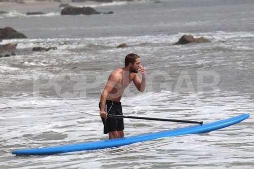 Robert Pattinson went shirtless in Malibu.
Robert Pattinson went shirtless in Malibu.