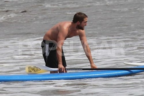 Robert Pattinson went shirtless in Malibu.
Robert Pattinson went shirtless in Malibu.