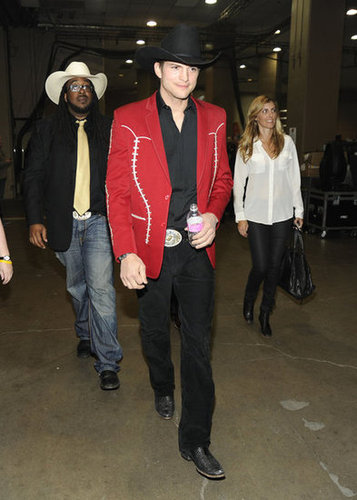 Taylor Swift and Carrie Underwood Join Nicole and Keith For the ACM Awards Taylor Swift and Carrie Underwood Join Nicole and Keith For the ACM Awards