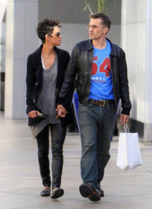 Halle Berry and Olivier Martinez Wedding Rumors Pictures