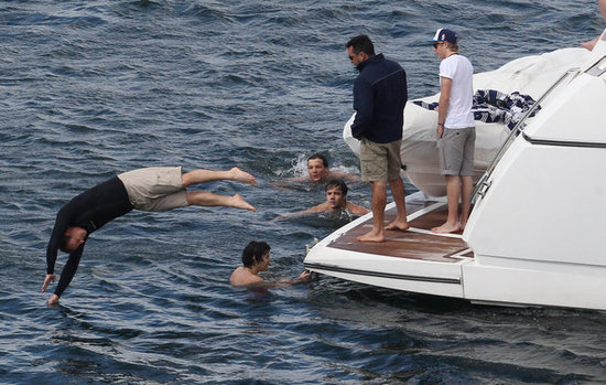 One Direction Shirtless in Australia Pictures Previous 3 89 Next