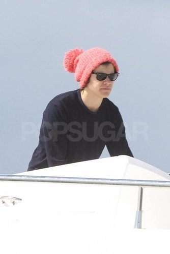 One Direction's Harry Styles sported a bright pink hat in Australia.
One Direction's Harry Styles sported a bright pink hat in Australia.