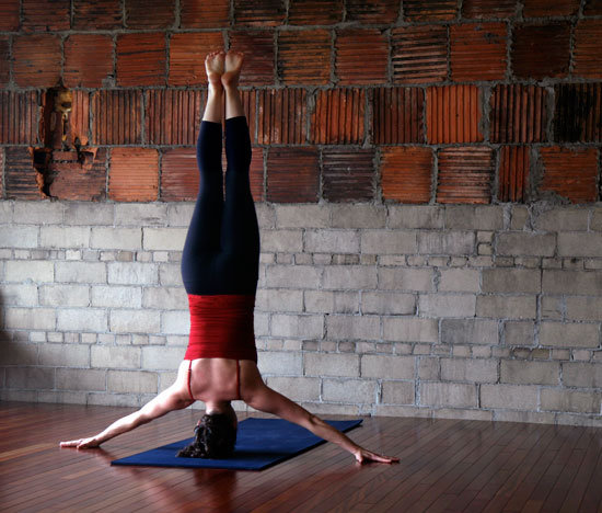 Iron Cross Headstand